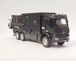 ماشین اسباب بازی کامیون کمپر مرسدس بنز مشکی مقیاس 1:24 BENZ NOMADISN_اسباب بازی